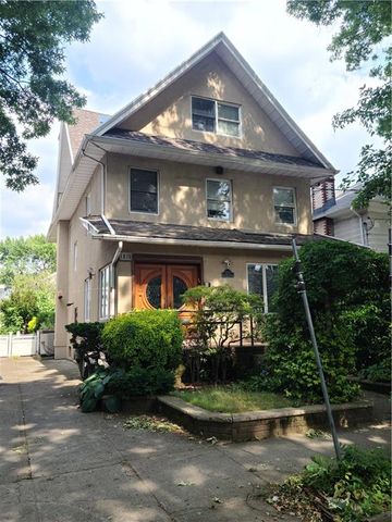 $2,199,000 | 1875 East 22nd Street | Madison