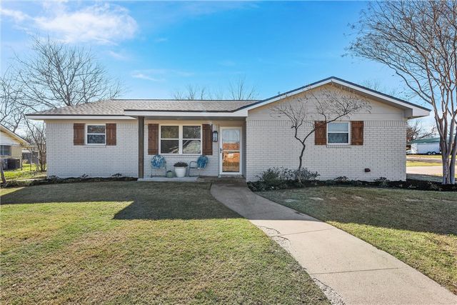 $325,000 | 101 Redbud Circle | Sun Valley