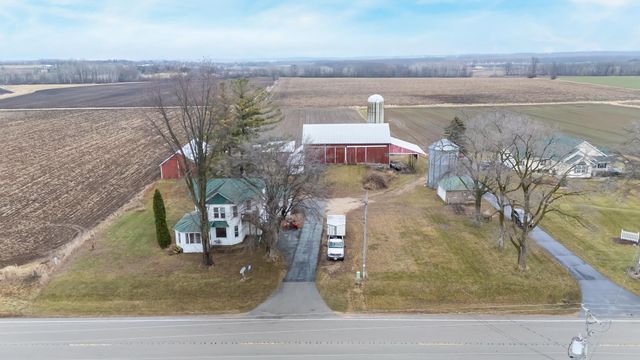 $330,000 | N760 County Rd M | Dale Town