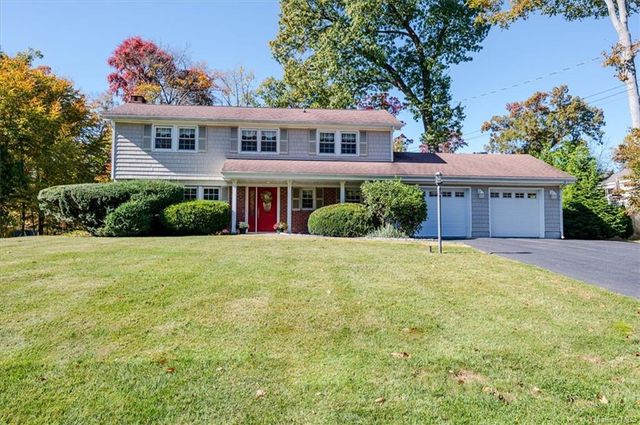 $799,000 | 2667 Darnley Place | Jefferson Valley-Yorktown