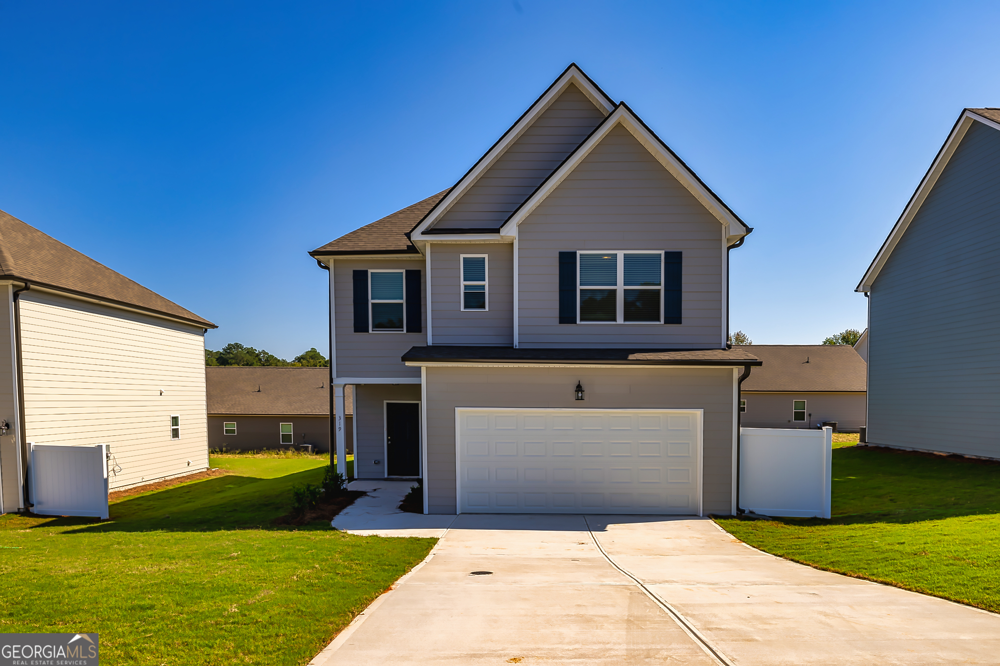 a front view of house with yard