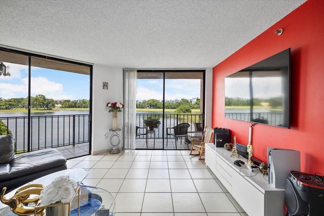 $299,000 | 9688 Fontainebleau Boulevard, Unit 208 | Fountainebleau