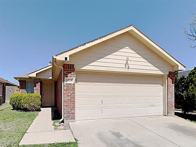 $2,225 | 3035 San Martin Drive | Northeast Central Arlington