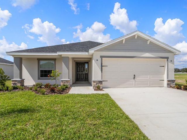 $390,670 | 2097 Summerlake Drive | Auburndale