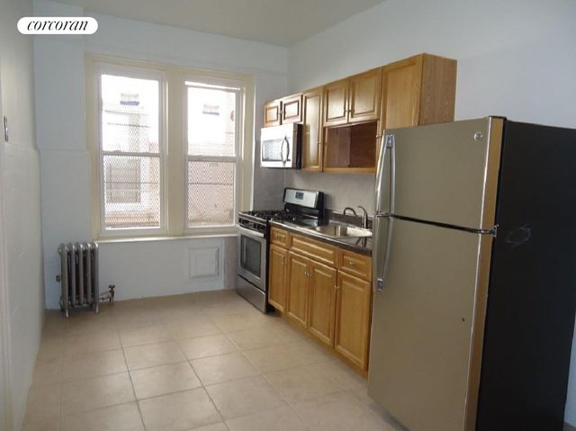 $1,950 | 1555 Park Place, Unit 1R | Weeksville