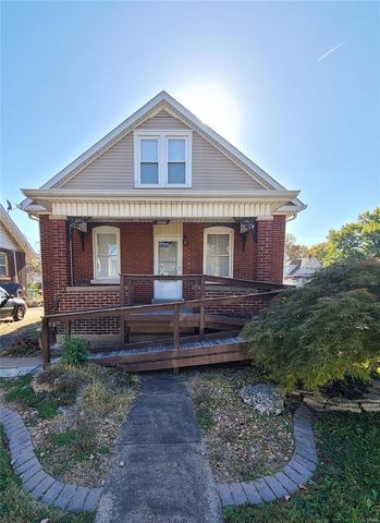 $99,900 | 2406 Grand Avenue | Granite City