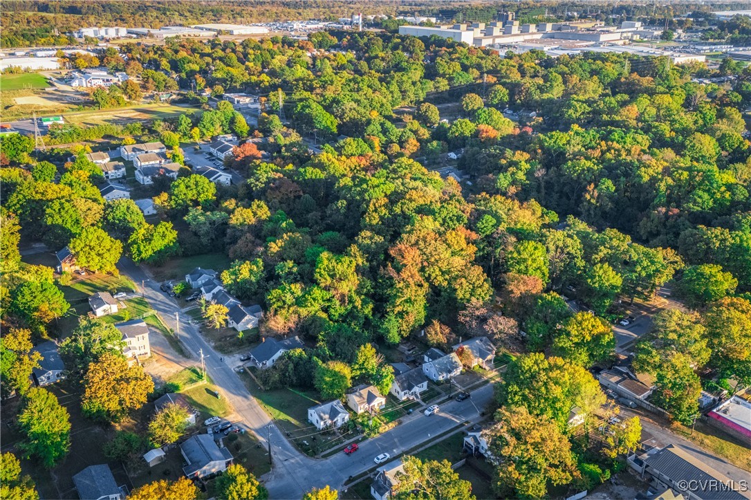 Birds eye view of property