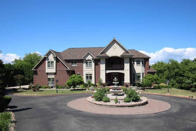 $1,199,000 | N5544 Glacier Court | Empire