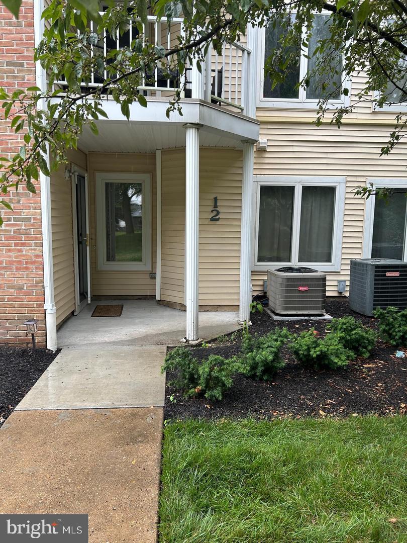 a view of house with a outdoor space