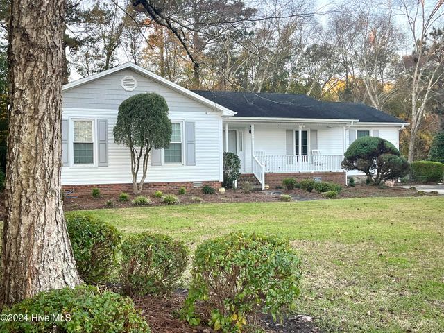 $260,000 | 2240 Meadowglenn Road | Grimesland Township - Pitt County