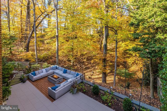 $2,895,000 | 714 Belgrove Road | McLean