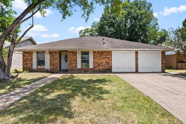 $250,000 | 7223 Stonegate Drive | Woodland Trails