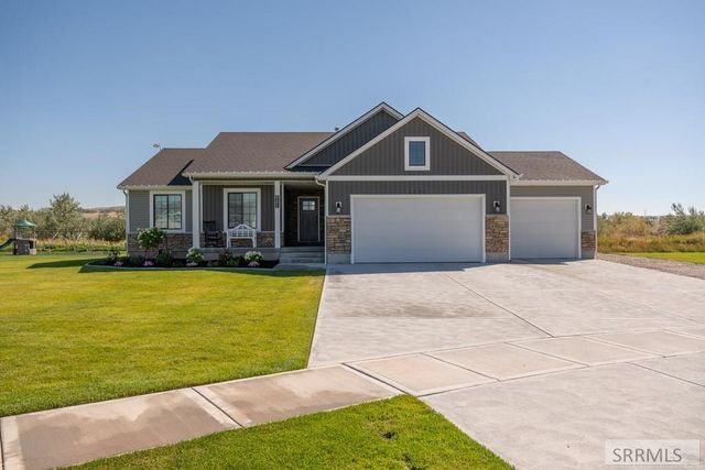 $614,900 | 4590 North Clapp Road | Iona