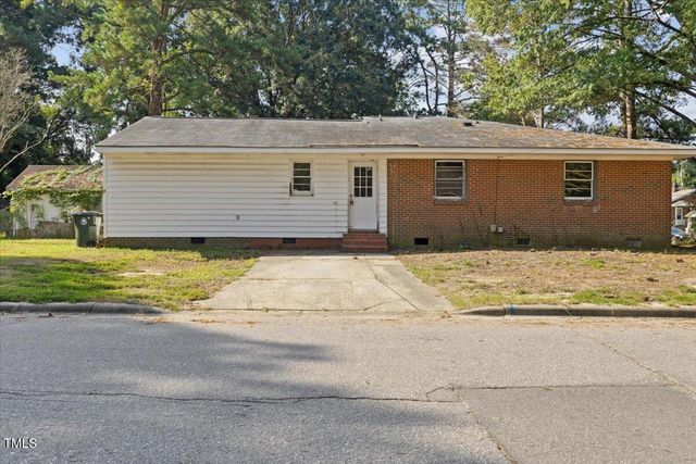 $149,990 | 308 Forrest Road West | Wilson Center