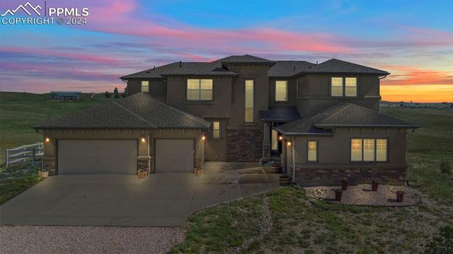 $1,100,000 | 12190 Smoke Bluffs Drive