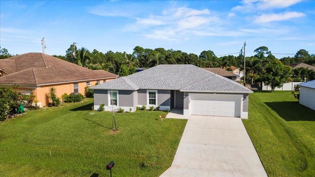 $455,000 | 1589 Southwest Dycus Avenue | Rosser Reserve