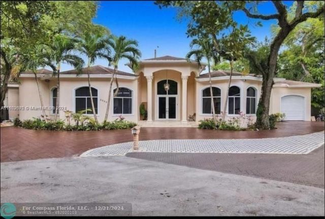 $2,500,000 | 5981 Southwest 37th Terrace | Lake Eden