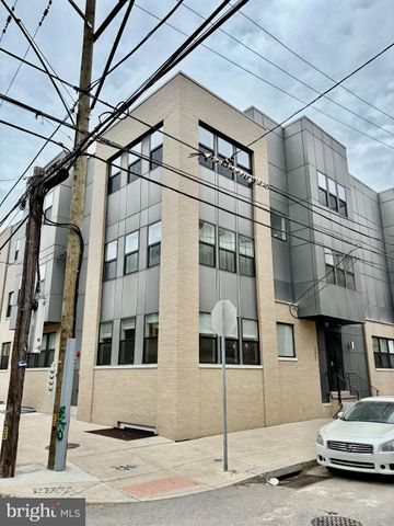 $2,499 | 207 East Allen Street, Unit 4 | Fishtown