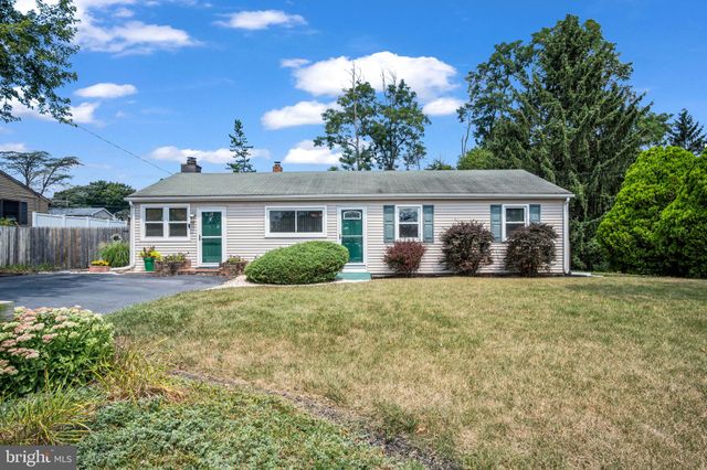 $249,900 | 4924 Earl Drive | Colonial Park