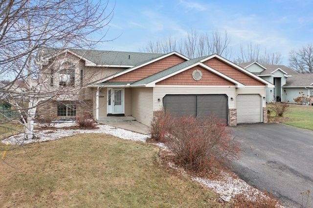 $350,000 | 2204 Greenbriar Court | Buffalo