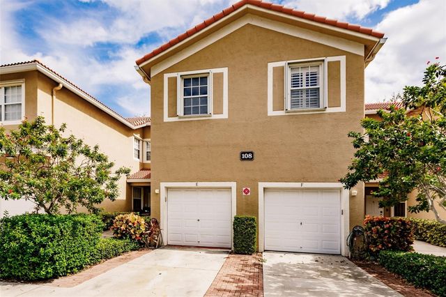 $470,000 | 108 Lighthouse Circle, Unit E | Tequesta Trace Condominiums