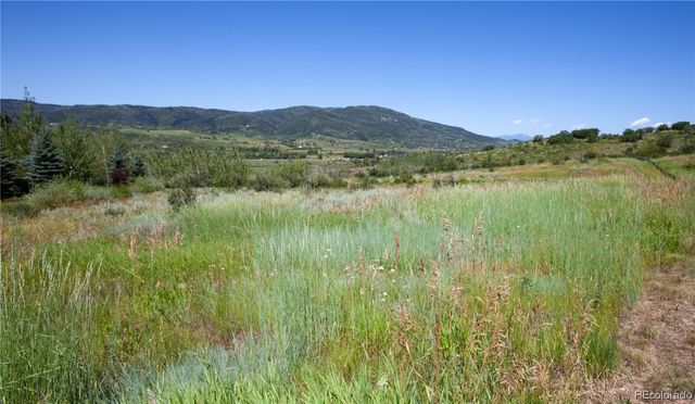 $1,395,000 | 35375 Priest Creek Road | Steamboat Springs Area