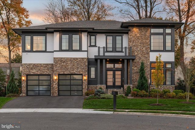 $2,975,000 | 1538 Inverness Park Lane | McLean