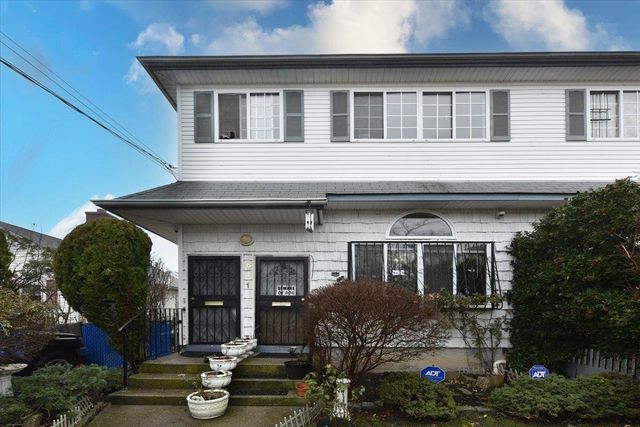 $765,000 | 611 Beach 67th Street | Arverne