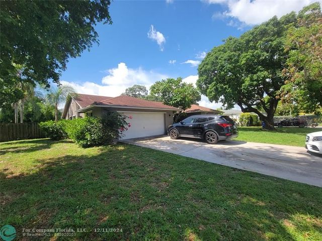 $5,300 | 620 Northeast 2nd Street | Old Pompano