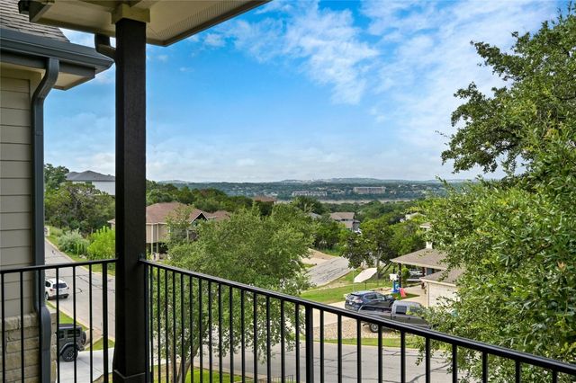 $499,000 | 418 Summit Ridge Drive North | Waterford on Lake Travis