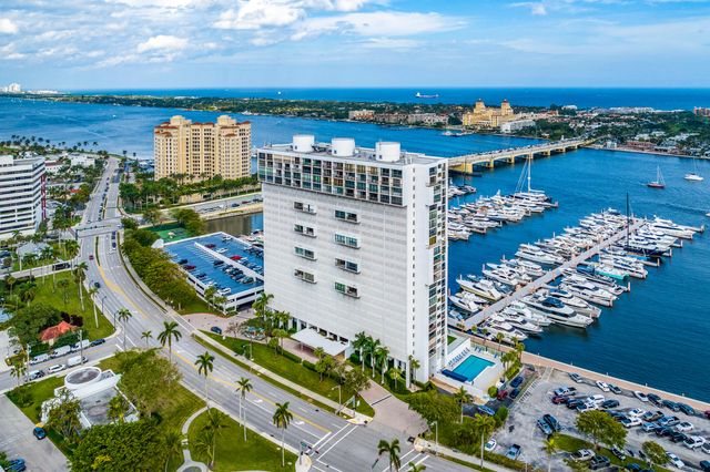 $2,495,000 | 400 North Flagler Drive, Unit 501 | Waterview Towers