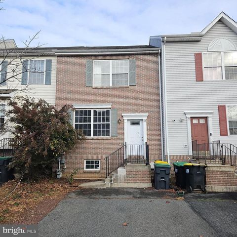 $329,900 | 68 Highland Circle