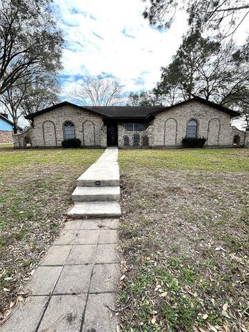 $2,000 | 413 Elm Drive | Ganado