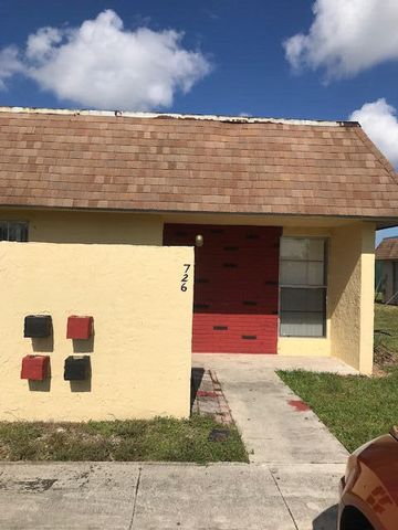 $183,500 | 726 Southwest 73rd Avenue, Unit 26 | Lauderdale North Park