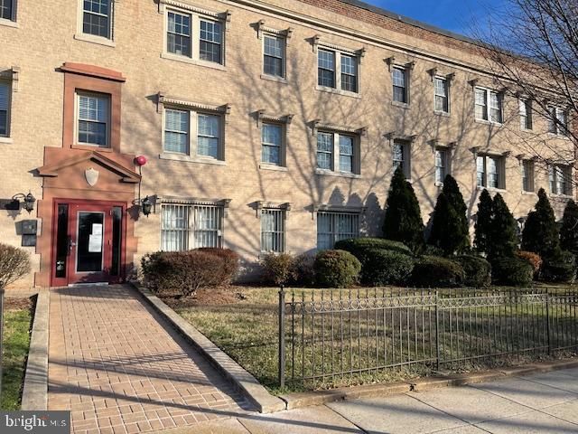 $304,500 | 2625 3rd Street Northeast, Unit 105 | Edgewood