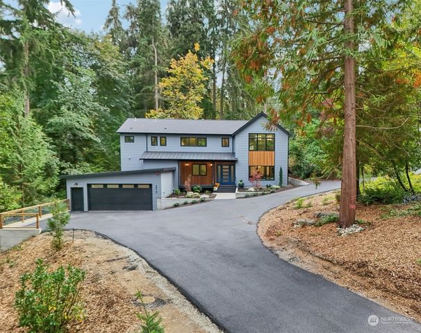 $2,297,500 | 3215 Northeast 185th Street | Brookside