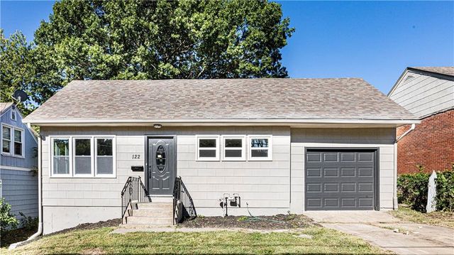 $229,900 | 122 South Forest Avenue | Independence