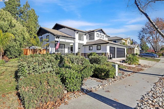 $1,750,000 | 1483 Rebecca Drive | Coventry