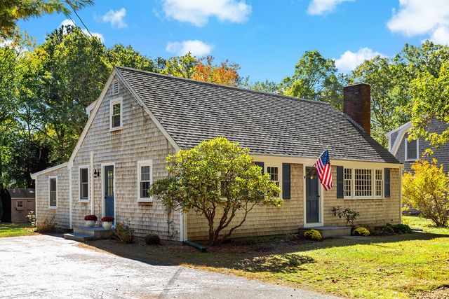 $675,000 | 8 Shady Oak Lane | Sandwich