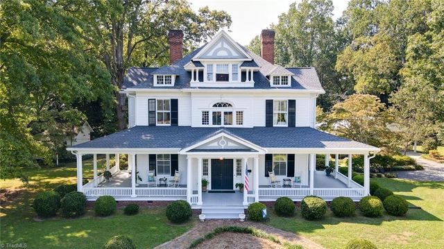 $895,000 | 1085 North Main Street | Mocksville