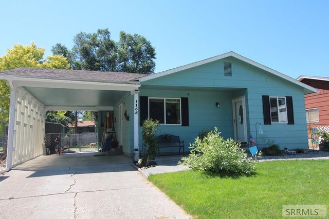 $335,000 | 1155 Bear Avenue | Highland Park