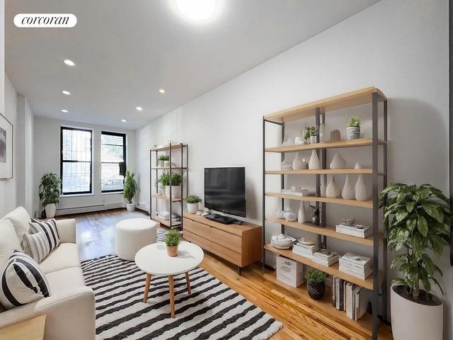 $2,995 | 310 West 116th Street, Unit 1B | Harlem