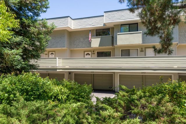 $1,398,000 | 2305 Sharon Road | West Menlo Park