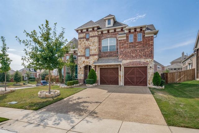 $949,900 | 9801 Fernridge Drive | Plano