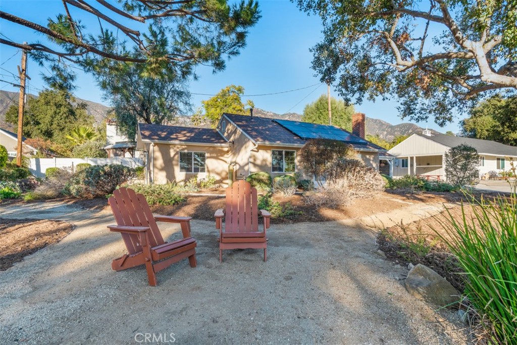 a view of outdoor space yard and patio