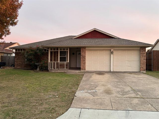 $285,000 | 2641 Carrington Lane | Grand Prairie