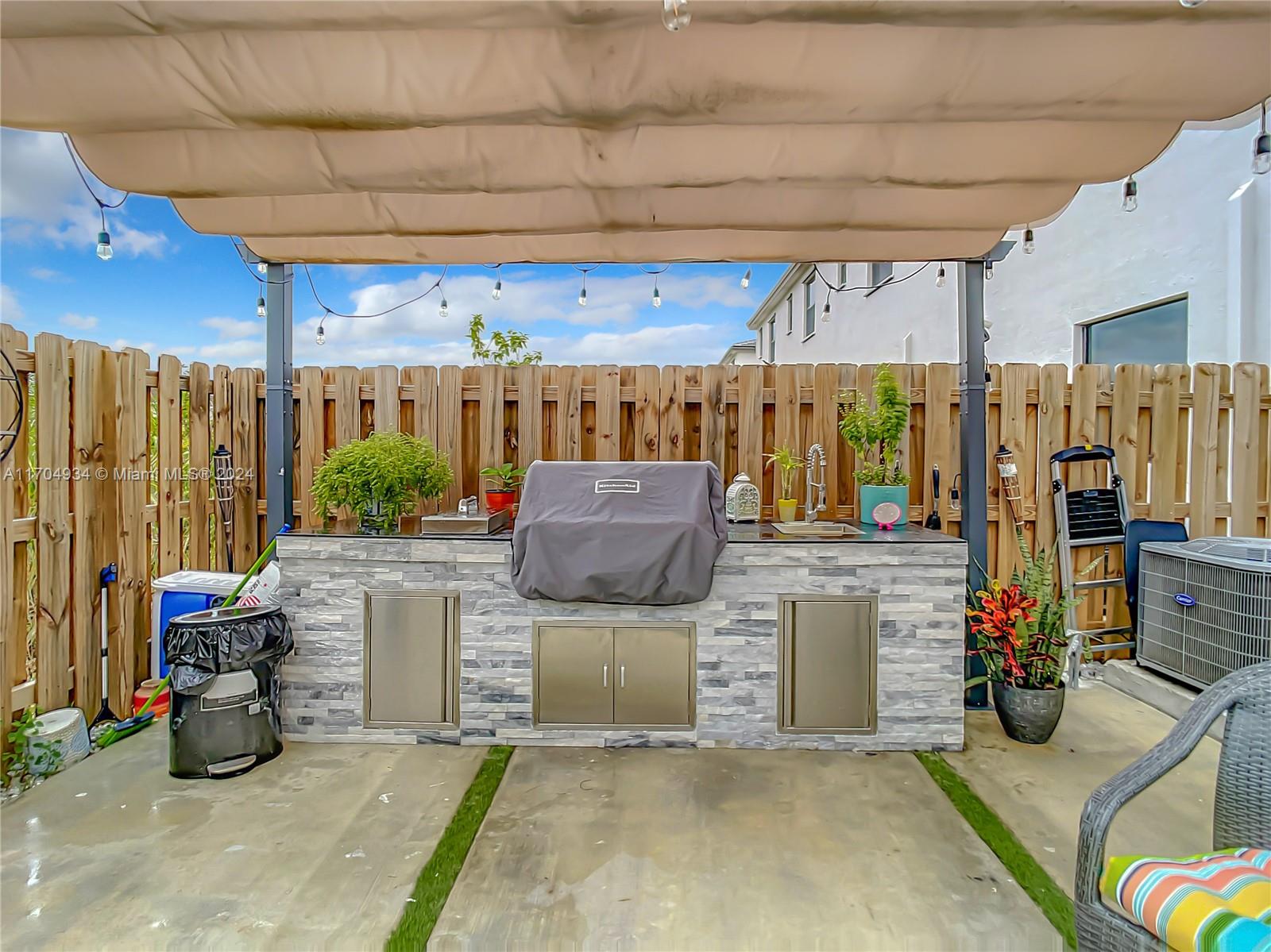 a view of a storage & utility room