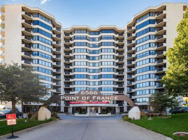 $270,000 | 6566 France Avenue South, Unit 1002 | Southdale