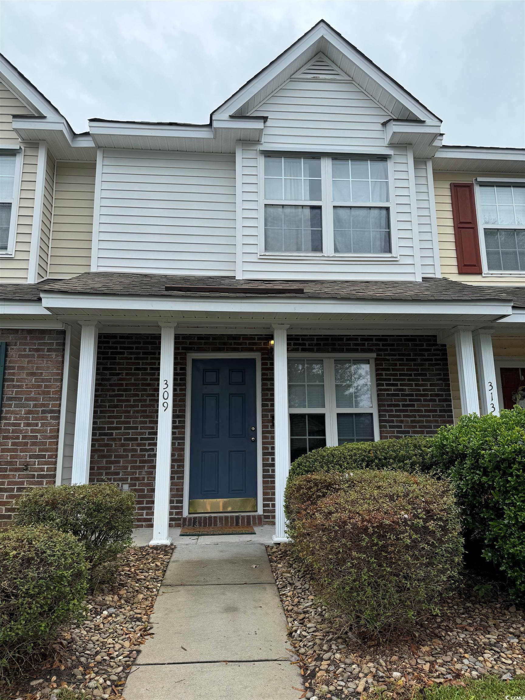 View of front of house featuring a porch