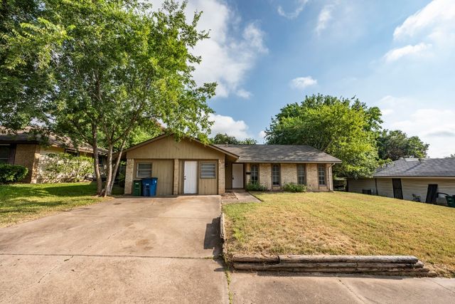 $1,800 | 6400 Craigwood Circle | Austin